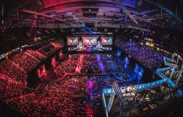 今晚7点LPL！RNG vs OMG赛果影响，谁将拿到复活甲？