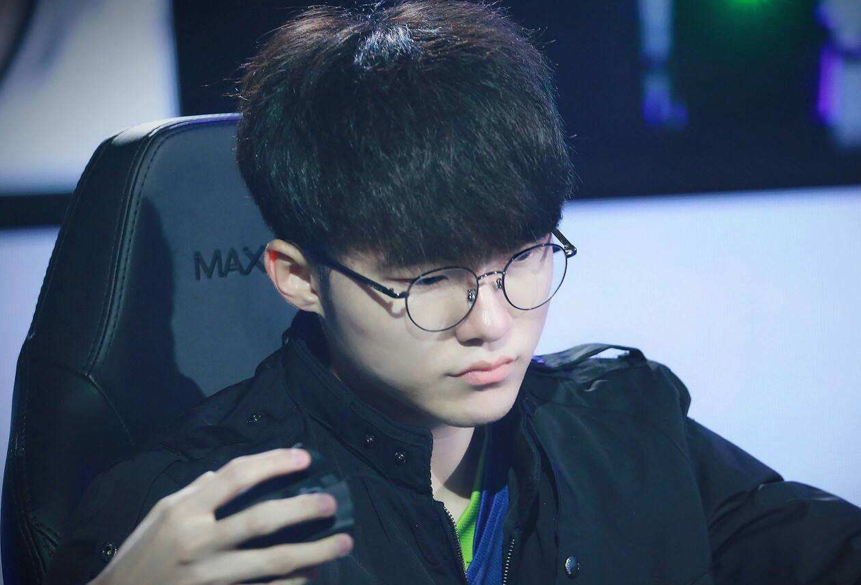 【赛后战报】完美收官！JDG2：0成功战胜EDG全胜结束定组赛